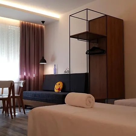 Urban ゲストハウス 4*