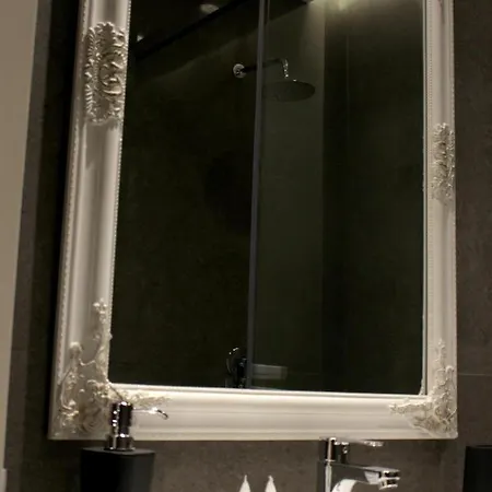 Urban Πανσιόν Τίρανα