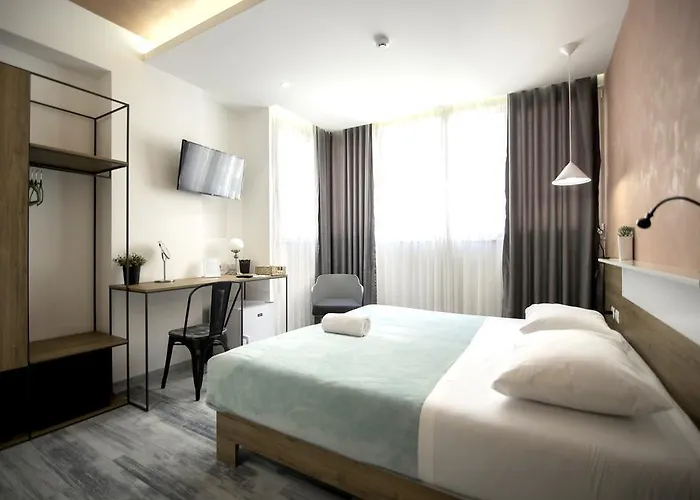 Guest house Urban 3*